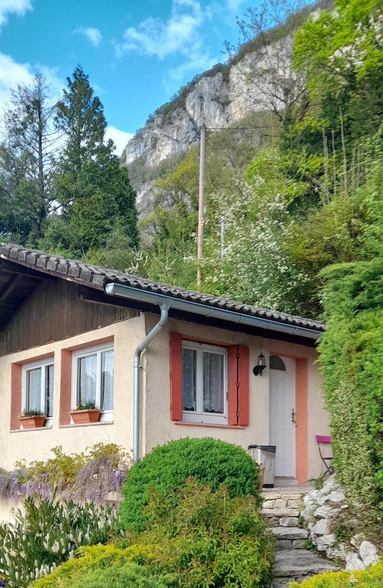 Lacustra Chindrieux Exteriör bild